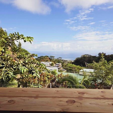 Fare Toahana, Accommodation With A Ocean View 파페에테 외부 사진