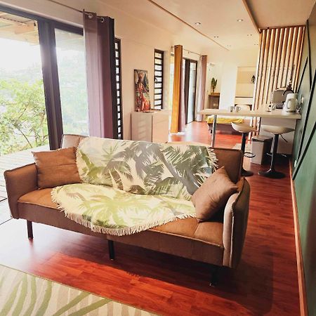 Fare Toahana, Accommodation With A Ocean View 파페에테 외부 사진