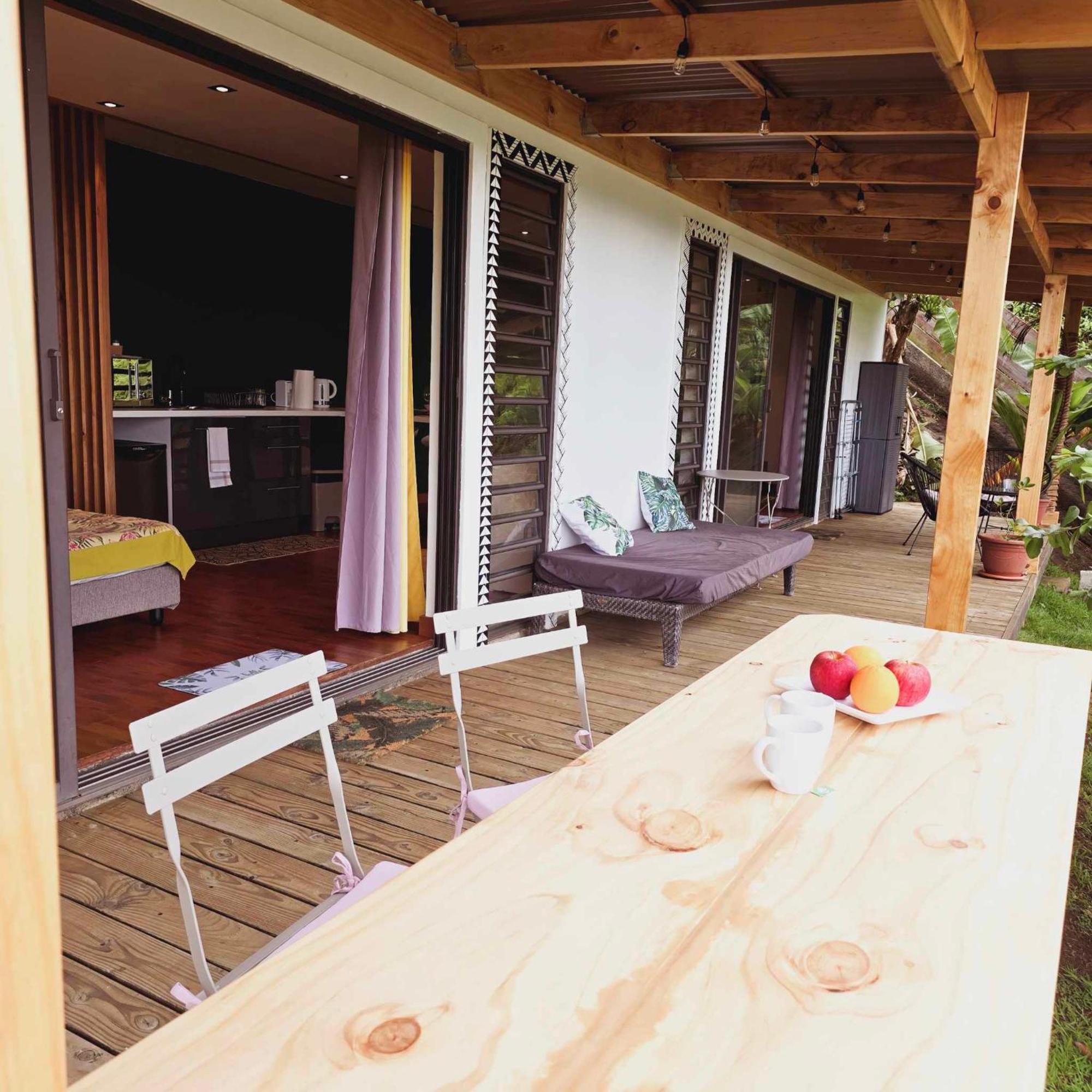 Fare Toahana, Accommodation With A Ocean View 파페에테 외부 사진