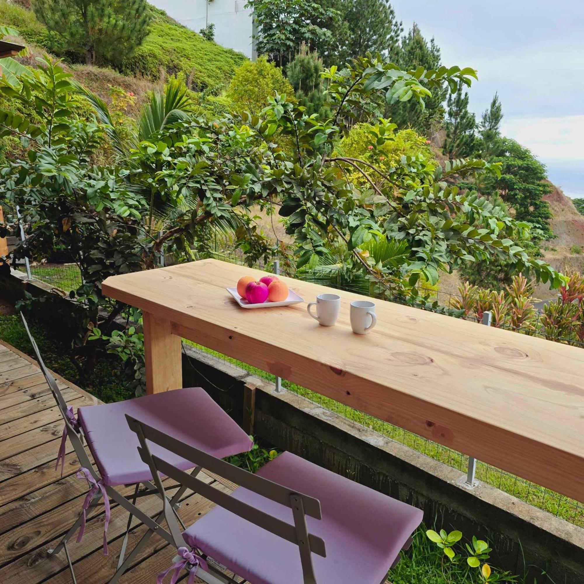 Fare Toahana, Accommodation With A Ocean View 파페에테 외부 사진